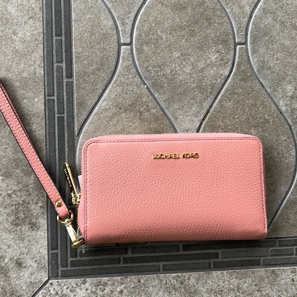 Michael Kors Large Flat MF Phone Case Leather Wallet in Sunset Rose